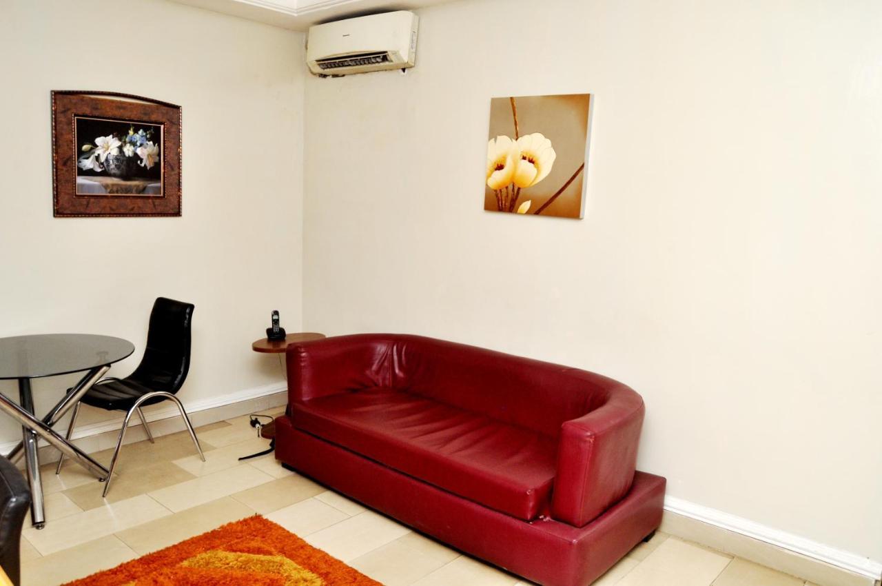 Primal Hotel Isaac John Gra Ikeja Exterior foto