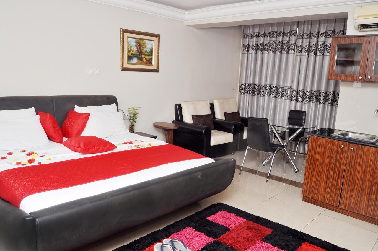 Primal Hotel Isaac John Gra Ikeja Exterior foto